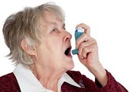 img-elderly-inhaler-COPD